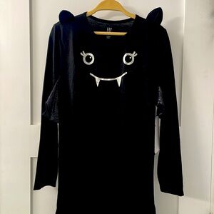 Bat with wings nightgown